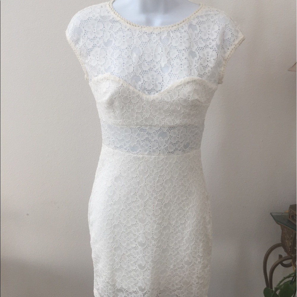 Mystic Little off white dress,Size XS Mini